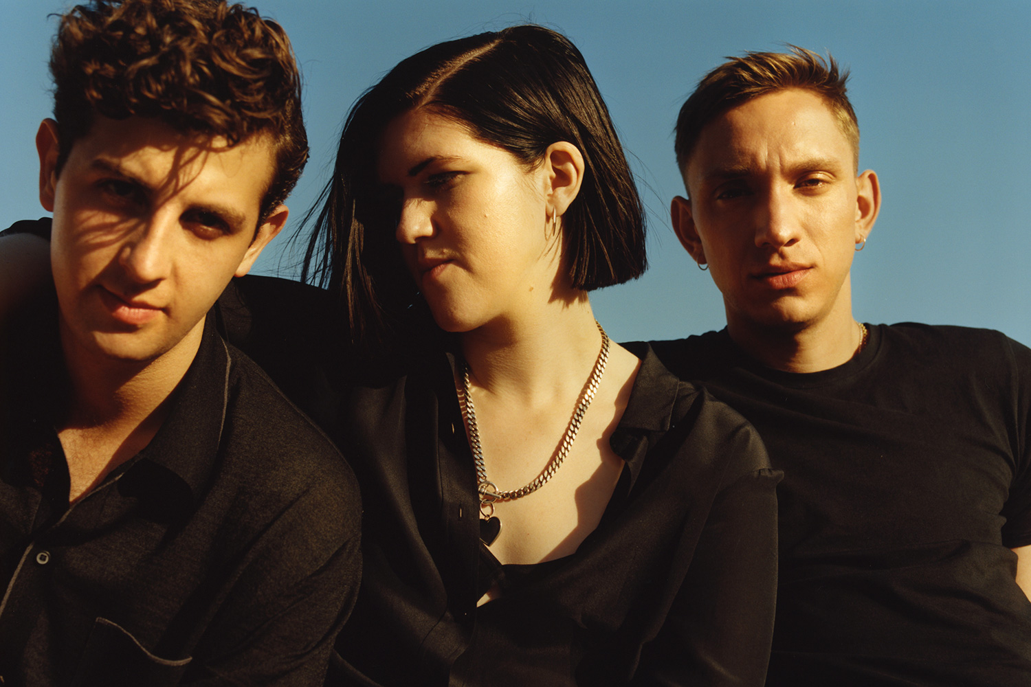 The xx - On Hold